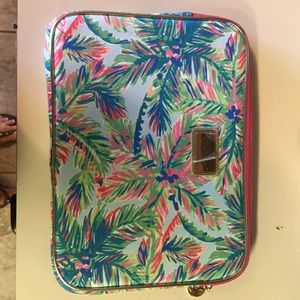 Like new Lilly Pulitzer Laptop Sleeve